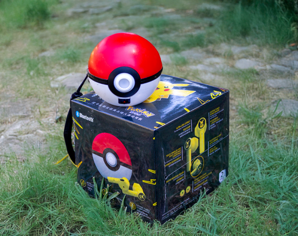 Audifonos Inalámbricos Pokemon Razer - Imagen 2